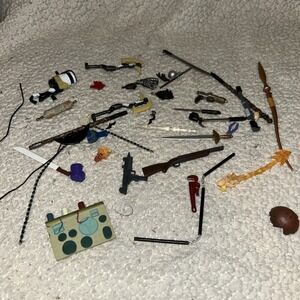 Star Wars And DC Action Figure Accessory & Weapon Lot‎ E3